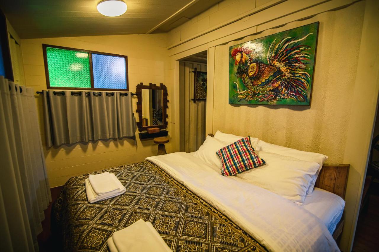 Suankaew​ Art​ Hostel​ 春武里 外观 照片